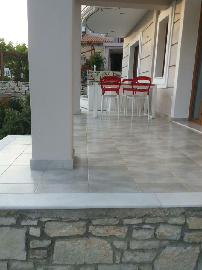 Spyridoula'S Guest House Himare Exterior foto