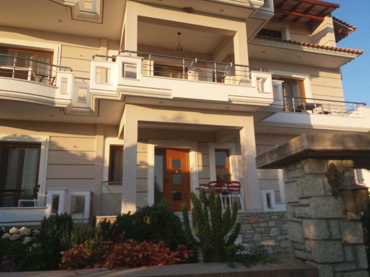 Spyridoula'S Guest House Himare Exterior foto
